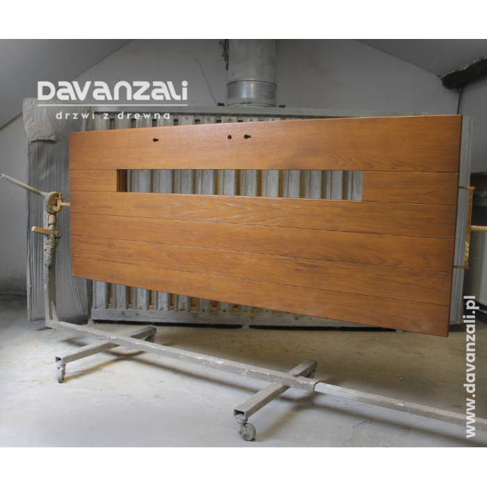 Producent drzwi drewnianych | drzwi wewnętrzne DĘBOWE | rewersyjne | zabudowy ścian | drzwi wejściowe | stolarz | Davanzali
