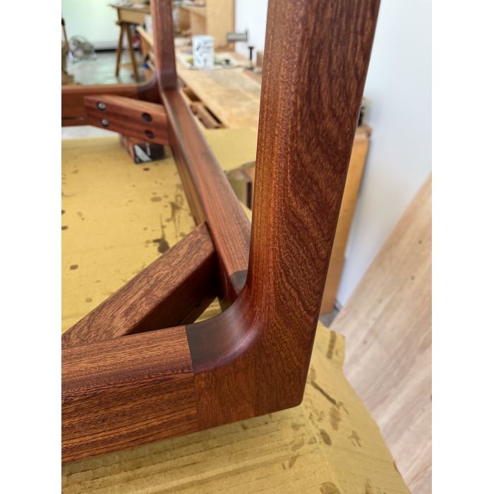 Autorskie realizacje w litym drewnie | stolarnia rzemieślnicza