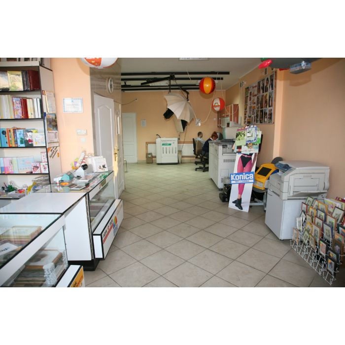 SPRZEDAM LUB WYNAJMĘ ŁADNY LOKAL DOBRY PUNKT