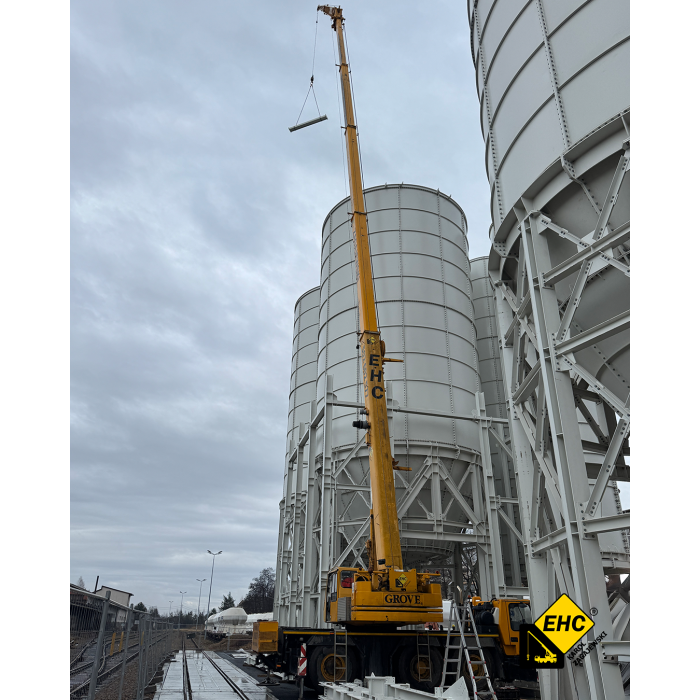 Wynajem dźwigów samojezdnych do 50 ton i podnośników koszowych do 70 metrów
