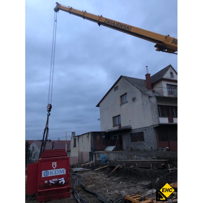 Wynajem dźwigów samojezdnych do 50 ton i podnośników koszowych do 70 metrów