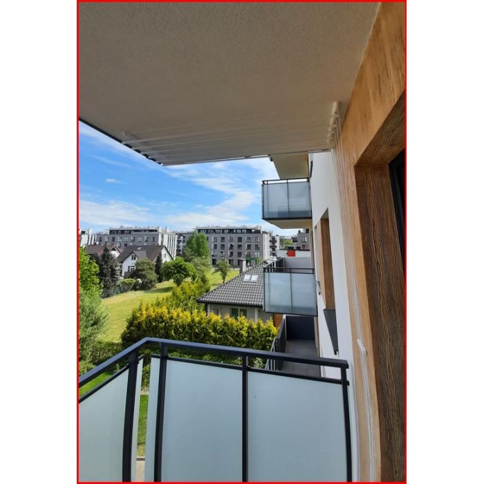 Monter SUSZARKI sufitowe.