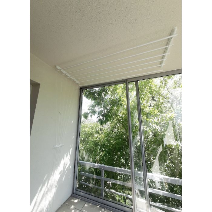 Monter SUSZARKI sufitowe.