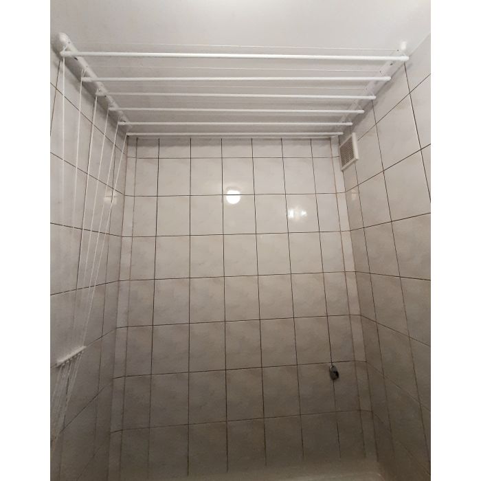 Monter SUSZARKI sufitowe.