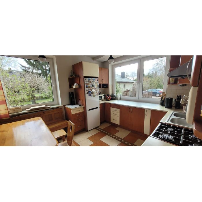 Meble kuchenne, stół, krzesła, łóżko