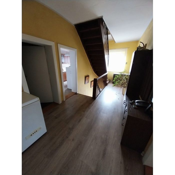 Dom z zabudową gospodarczą w spokojnej wsi! Pilszcz