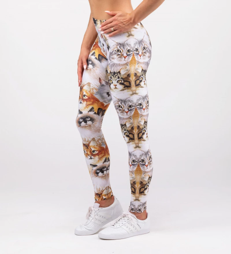 leggings with cat heads motive