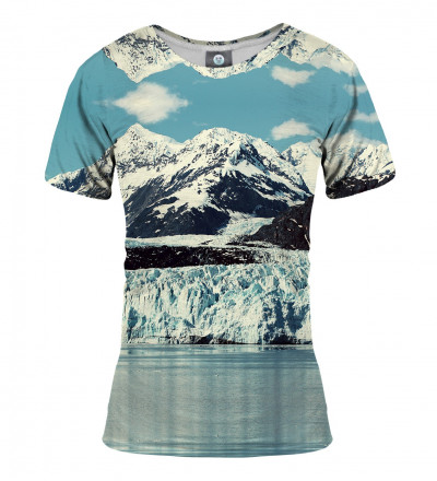 women tshirt with snowy mountains motive
