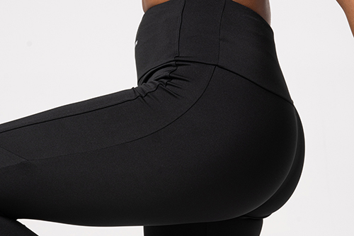 czarne legginsy knee pads
