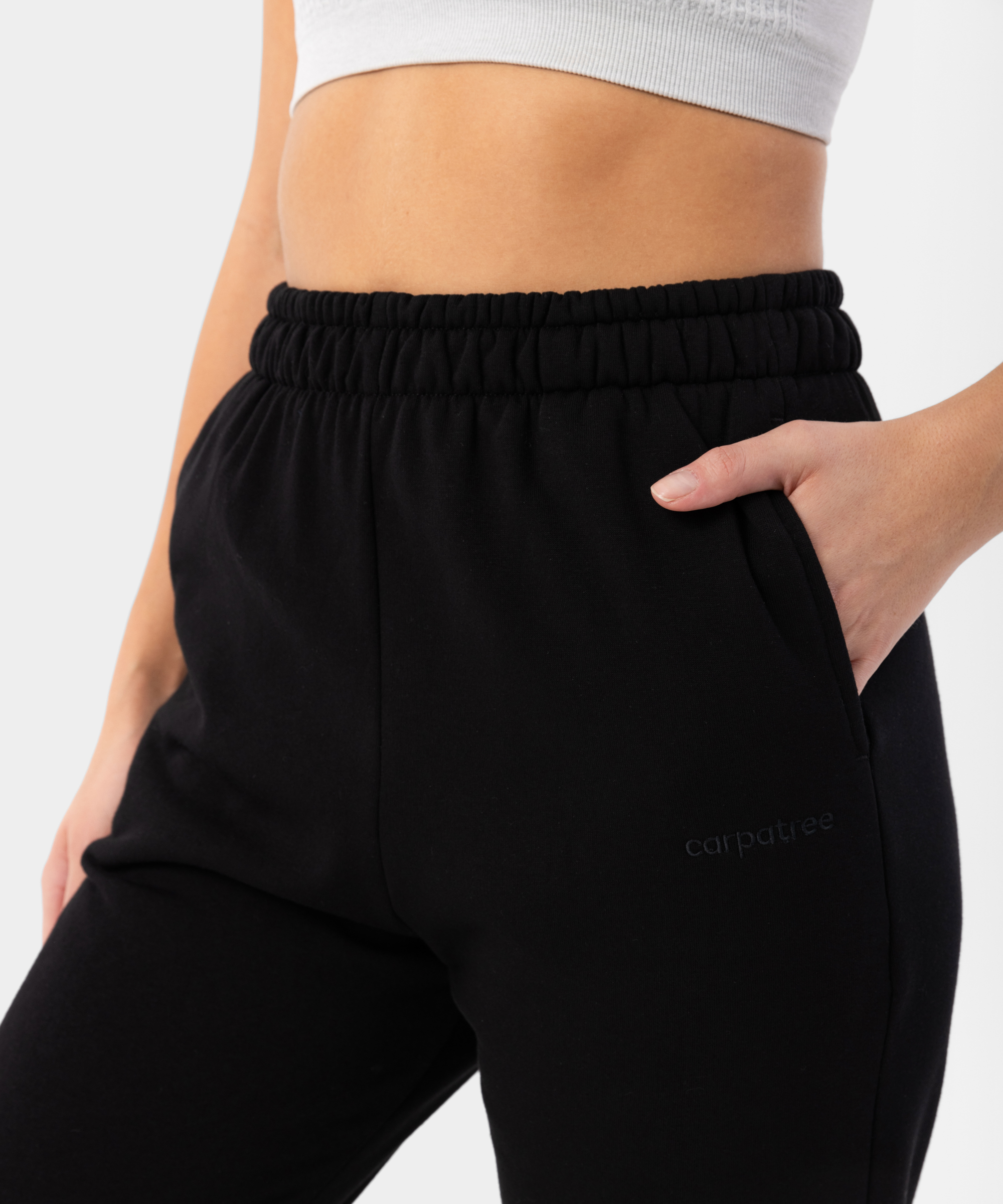 Essentials women's black sweatpants - Carpatree