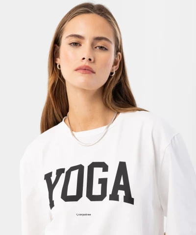 bawełniany luźny t-shirt z napisem Yoga