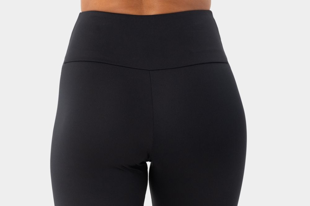 black classic high-waisted leggings