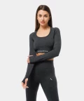 černý sportovní crop top s efektem praní kamenů