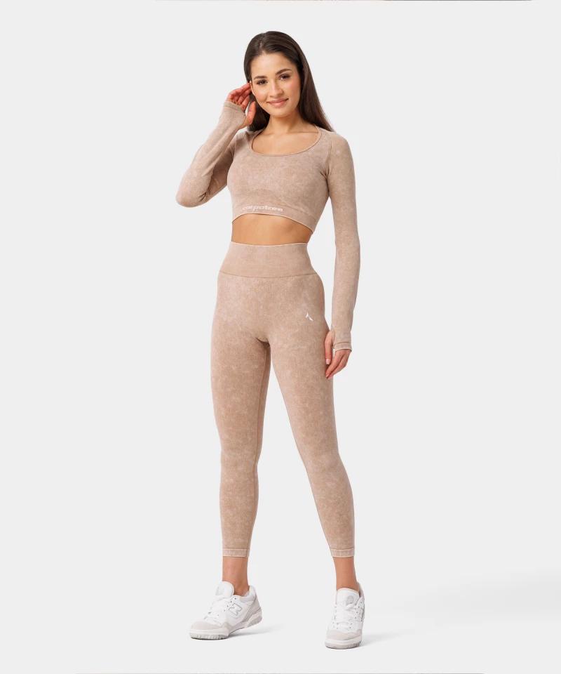 seamless gym set beige