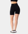 seamless minimalist shorts black