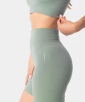 body enhancing set Simply Seamless Pale Green