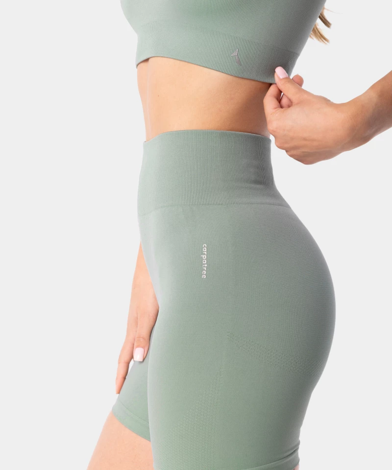 body enhancing set Simply Seamless Pale Green