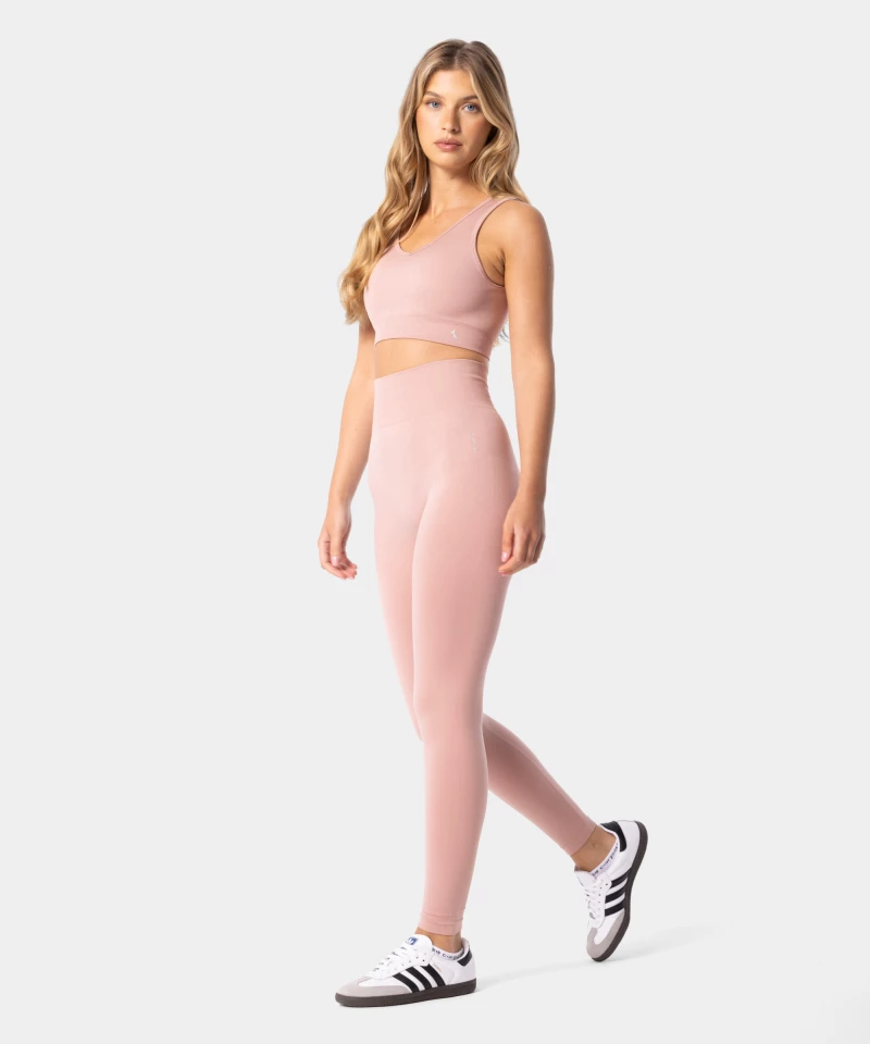 Simply Seamless body-enhancing leggings