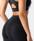 sporty leggings that accentuate the figure