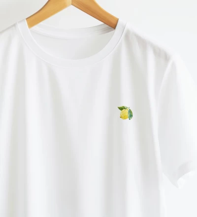 Limoncello white t-shirt close up