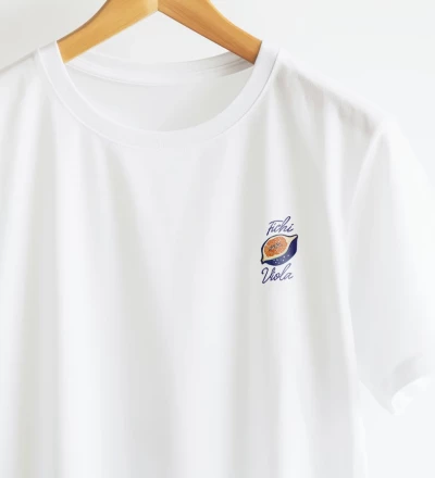 Fichi Viola white cotton t-shirt close up