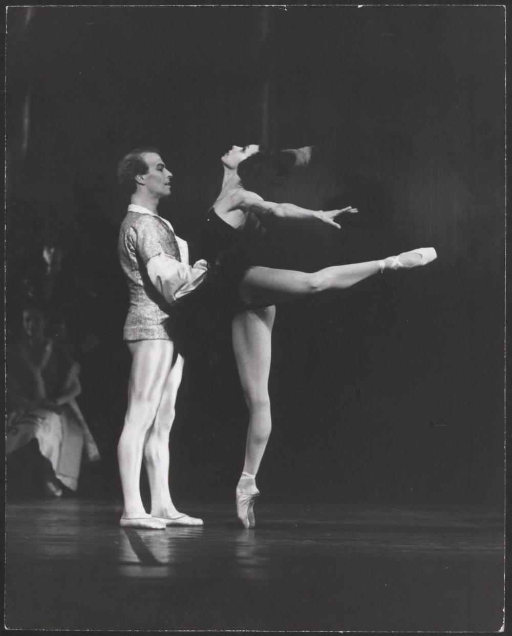 „Jezioro łabędzie” Piotr Czajkowski 1985-12-07
