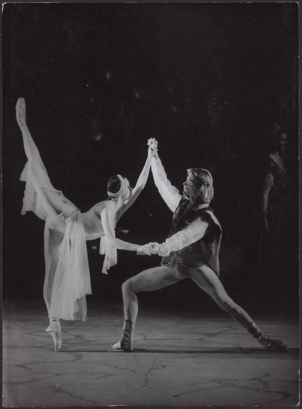 „Stanisław i Anna Oświęcimowie” Mieczysław Karłowicz 1976-04-04