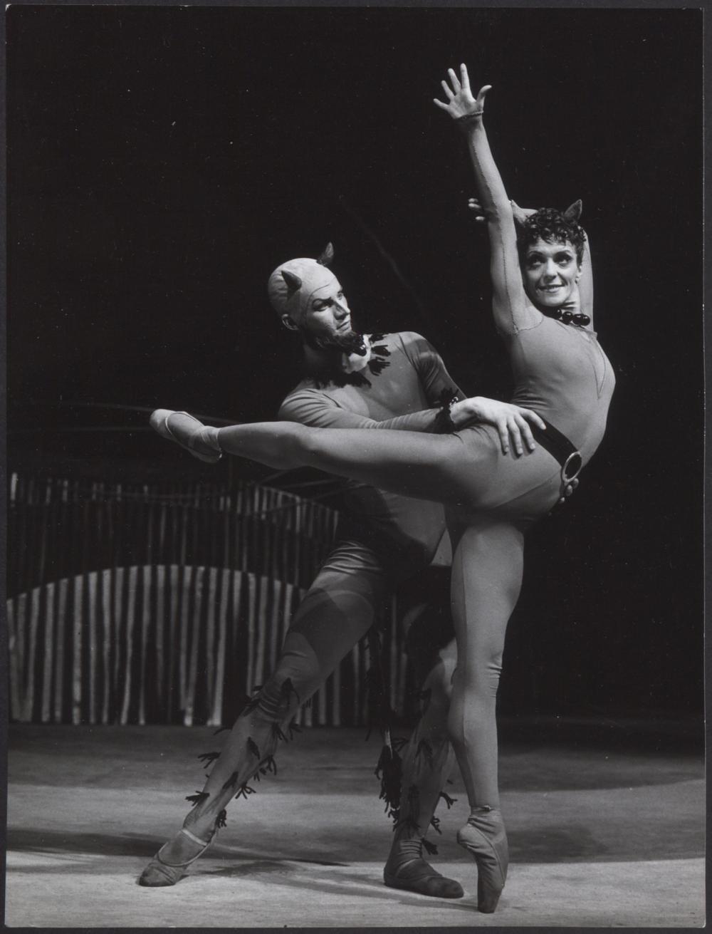 „Stworzenie świata” Andriej P. Pietrow 1981-01-25