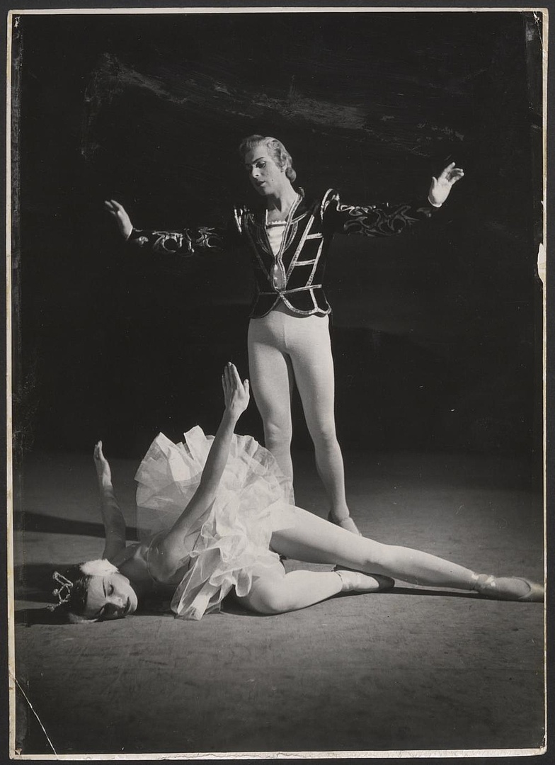 „Jezioro łabędzie” Piotr Czajkowski 1956-04-14