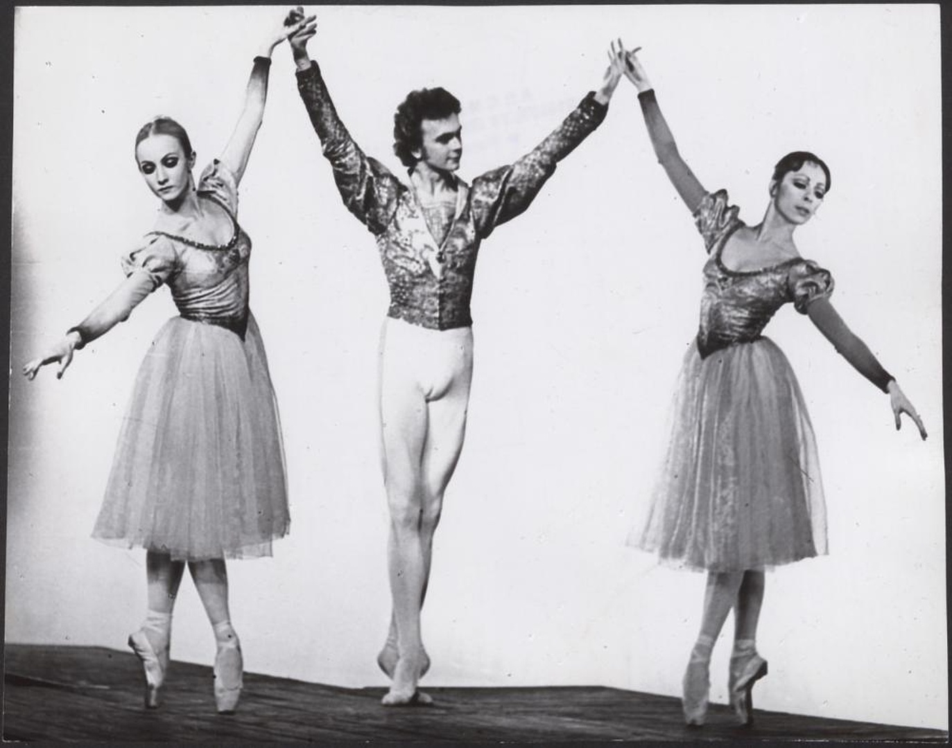 „Jezioro łabędzie" Piotr Czajkowski 1973-11-25