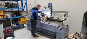 Instalacja frezarki do metalu serii BFM, szlifierki serii FSM oraz tokarki serii SMART -