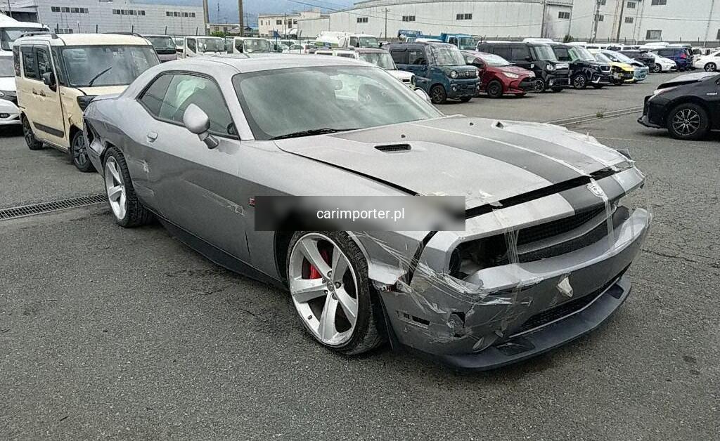 CHALLENGER CP SRT8 392