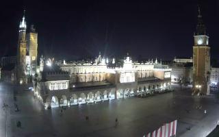 Kraków Rynek 4K - 02-05-2025 01:42