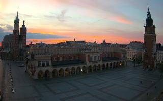 Kraków Rynek Główny - 02-11-2025 05:23