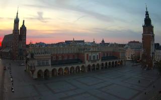Kraków Rynek Główny - 02-11-2025 05:30