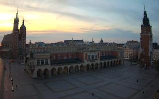 Kraków Rynek Główny - 02-11-2025 05:37