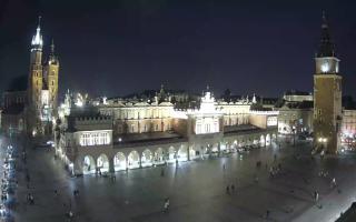 Kraków Rynek Główny - 02-11-2025 19:27