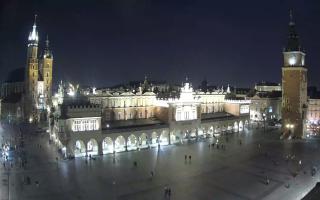 Kraków Rynek Główny - 02-11-2025 20:02