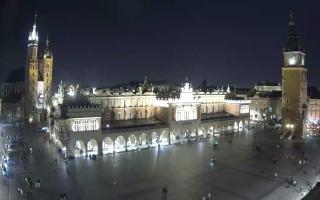 Kraków Rynek Główny - 02-11-2025 20:10