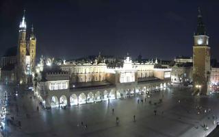 Kraków Rynek Główny - 02-11-2025 20:24