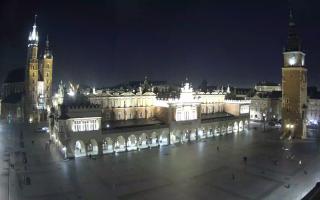 Kraków Rynek Główny - 04-11-2025 23:11