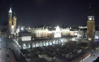 Kraków Rynek Główny - 22-03-2026 00:18