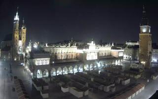 Kraków Rynek Główny - 22-03-2026 01:00