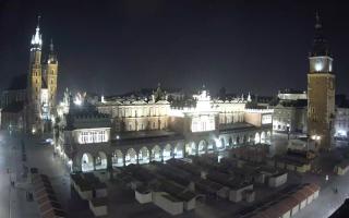 Kraków Rynek Główny - 22-03-2026 01:50