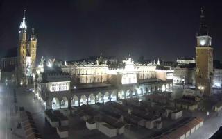 Kraków Rynek Główny - 22-03-2026 02:11