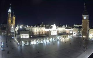 Kraków Rynek Główny - 28-04-2026 20:19