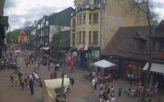 Zakopane - widok na Krupówki śro - 03-05-2025 12:15