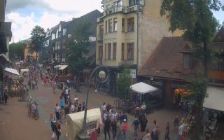 Zakopane - widok na Krupówki śro - 02-08-2025 13:39