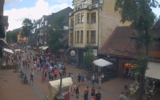 Zakopane - widok na Krupówki śro - 02-08-2025 13:51