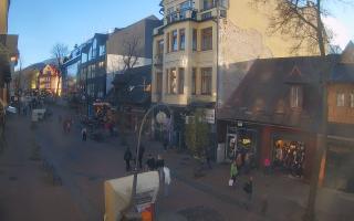 Zakopane - widok na Krupówki śro - 01-11-2025 13:49